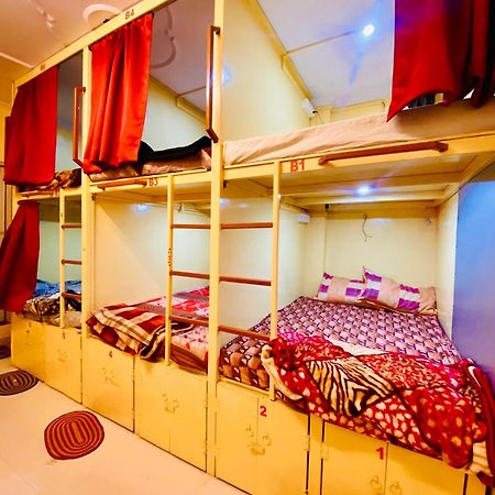 Namo Guest House Only For Indians 瓦拉纳西 外观 照片